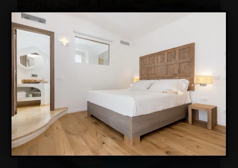 Camera B&B