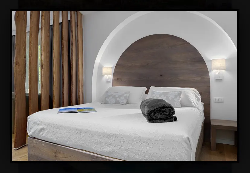 Camera B&B