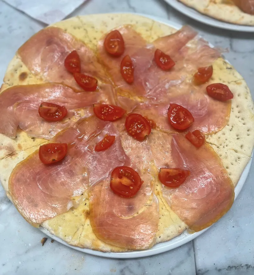 Pizza Prosciutto e Pomodorini