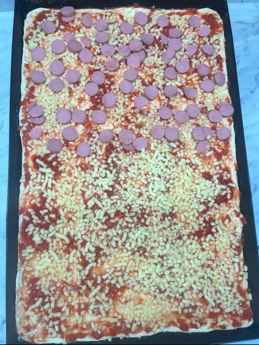 Pizza in teglia farcita