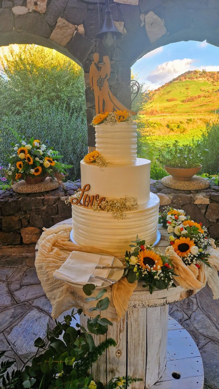 Torta Matrimonio Leonardo & Maria💒💛